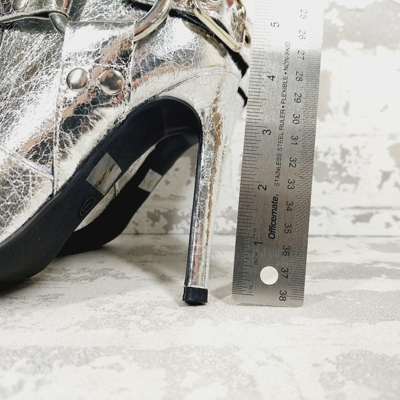 New Wild Diva Look At Me Silver Faux Leather High Heel Harness Knee Boots K759 - Picture 2 of 11